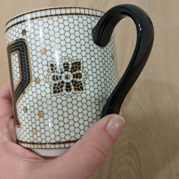 "P" Monogram Tile Mug - Picture 4 of 6